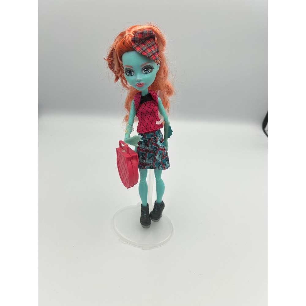 Monster High Monster Exchange Lorna McNessie fashion doll